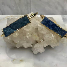 Load image into Gallery viewer, Blue Druzy bangle
